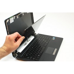 Inlocuire si montaj pentru display laptop